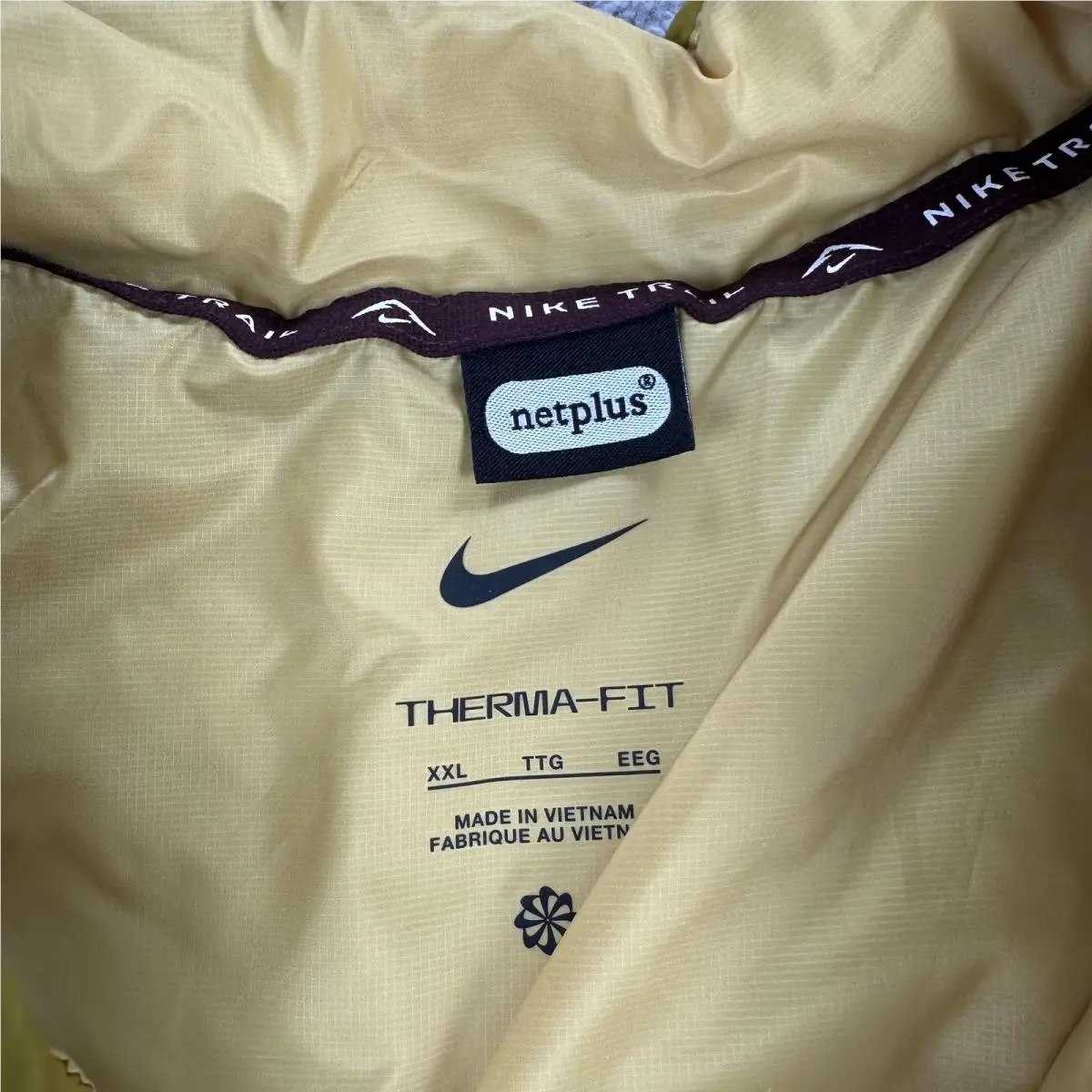 Nike clothing - Nike Trail ThermaFit - Trail ThermaFit - Yellow (UPC: 197601091657) 7