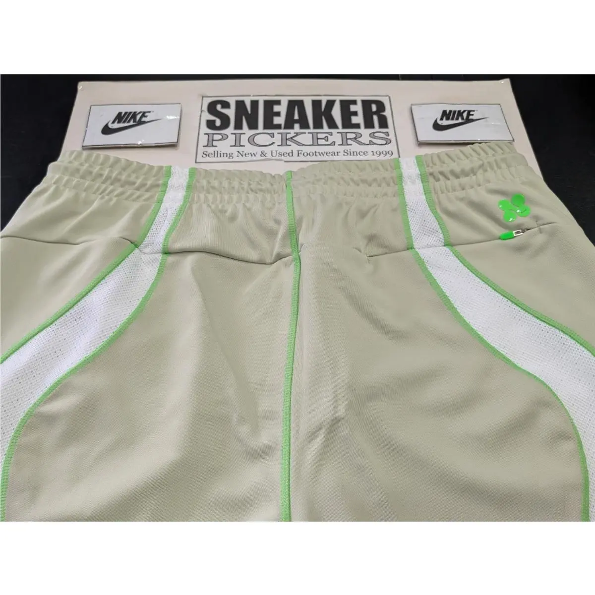 Nike clothing - Nike Project F.R.O.G. Woven Shorts - Olive Aura (UPC: 197863234731) 8