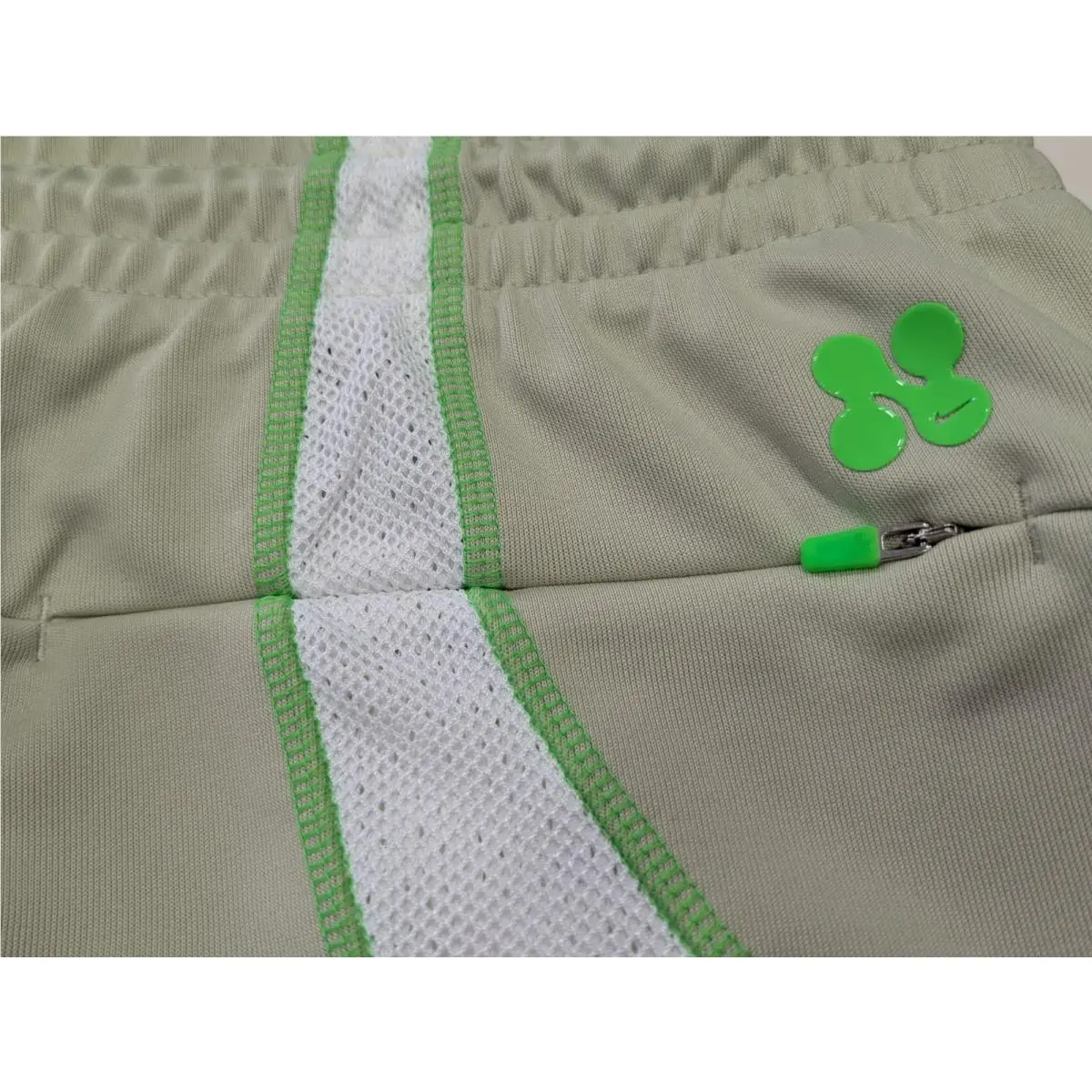 Nike clothing - Nike Project F.R.O.G. Woven Shorts - Olive Aura (UPC: 197863234731) 3
