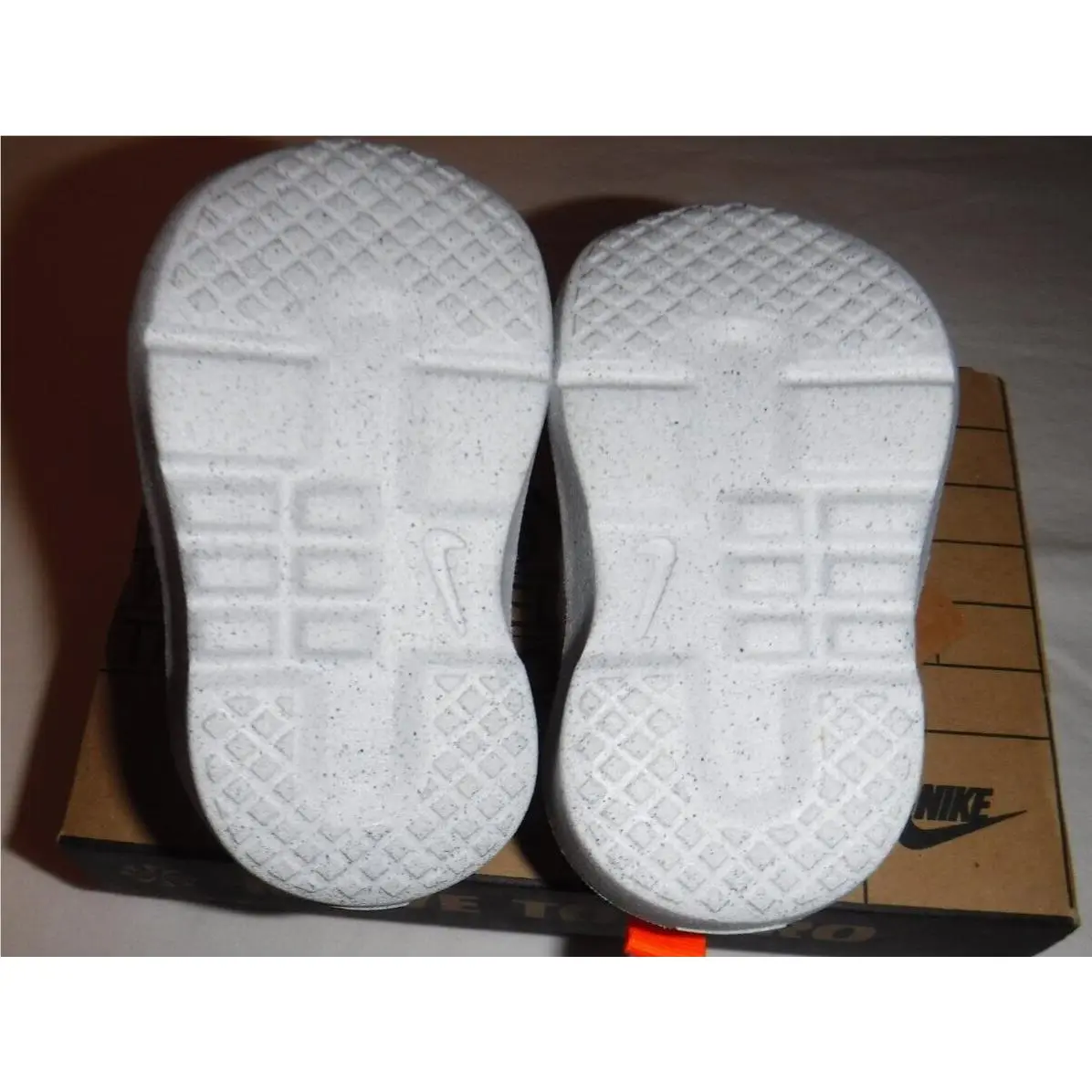 Nike shoes - Nike Crater Impact - Crater Impact - DB3553100 - White/Orange, Full: White/Orange (UPC: 194958818388) 0