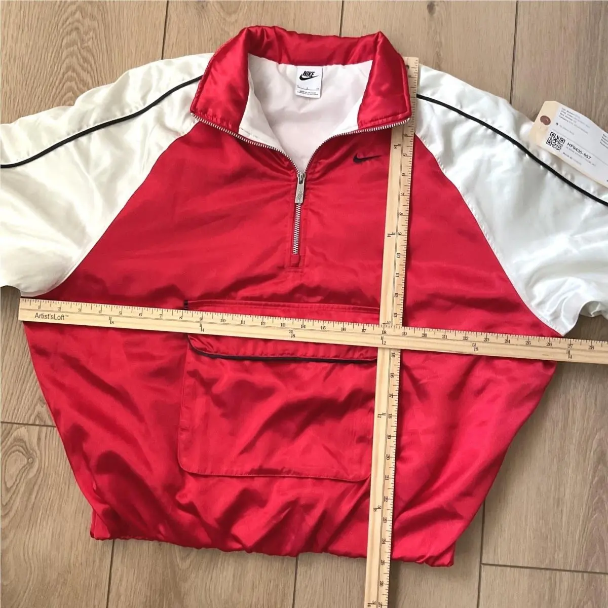 Nike clothing - Red 10