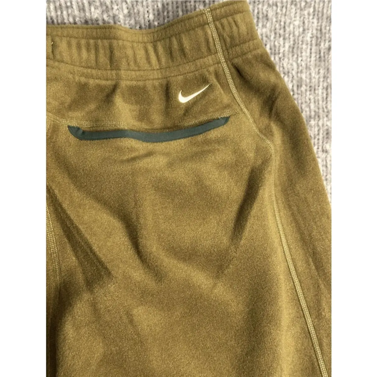 Nike clothing - ACG - ACG - Green 4