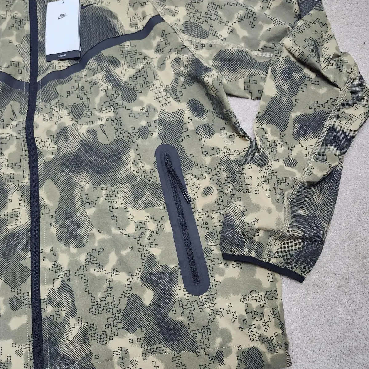 Nike clothing - Green 3