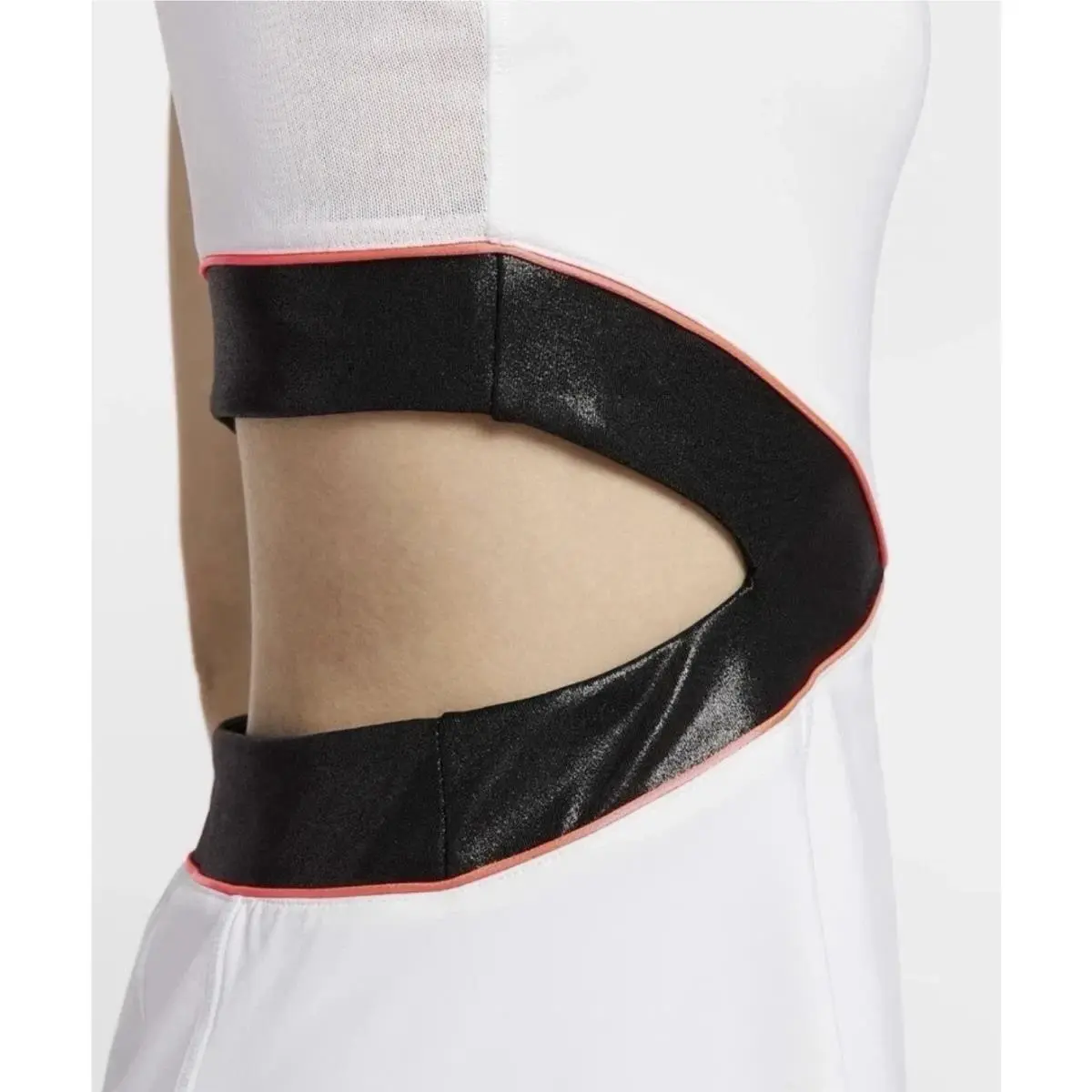 Nike clothing - II6186-100 - II6186-100 - White (UPC: 0198486130431) 6