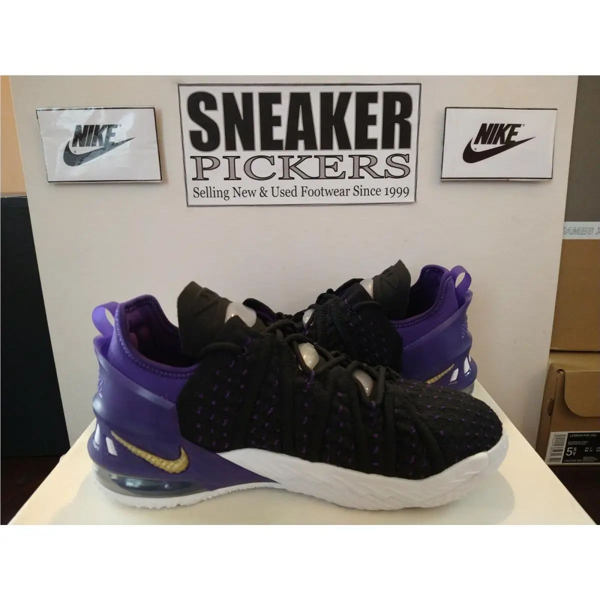 Nike shoes - Nike LeBron XVIII - LeBron XVIII - CW2760 004 - Black / Metallic Gold (UPC: 194499385431) 7