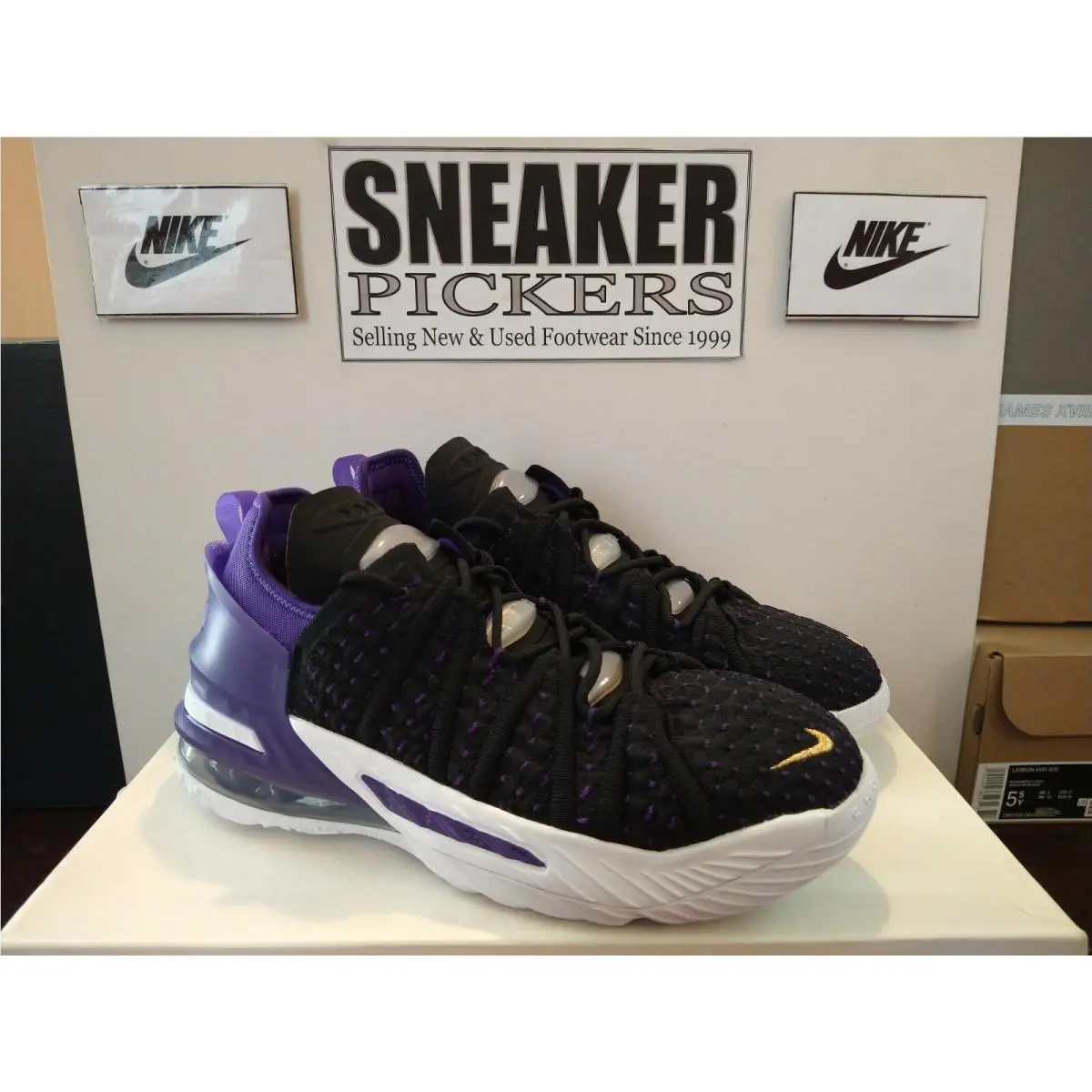 Nike shoes - Nike LeBron XVIII - LeBron XVIII - CW2760 004 - Black / Metallic Gold (UPC: 194499385431) 3