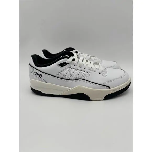 Nike shoes - White 2