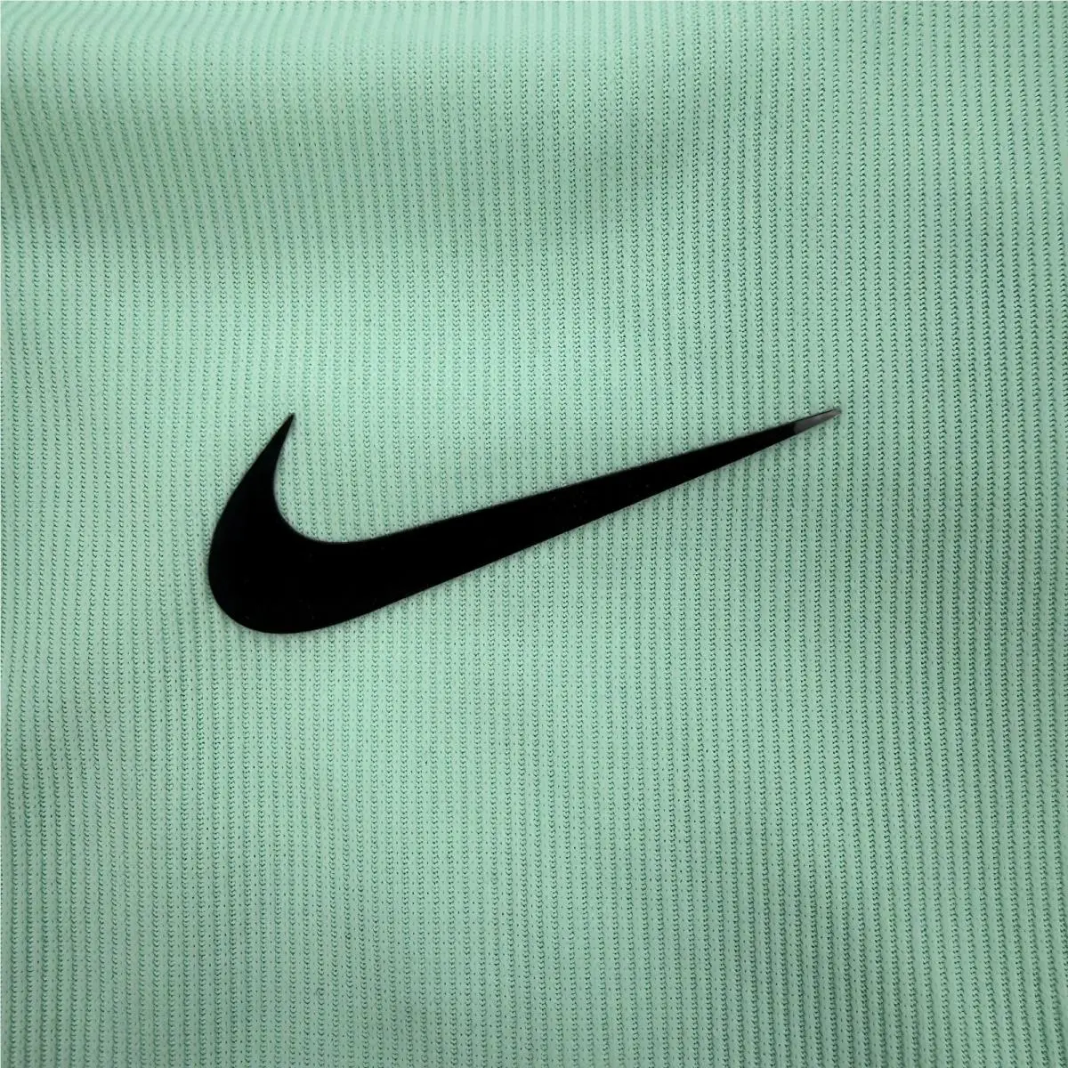 Nike clothing - T-Shirt Shirt Dri Fit Dri-Fit ADV HM6724 353 HM6724353 NikeCourt - Green (UPC: 198486117265) 3