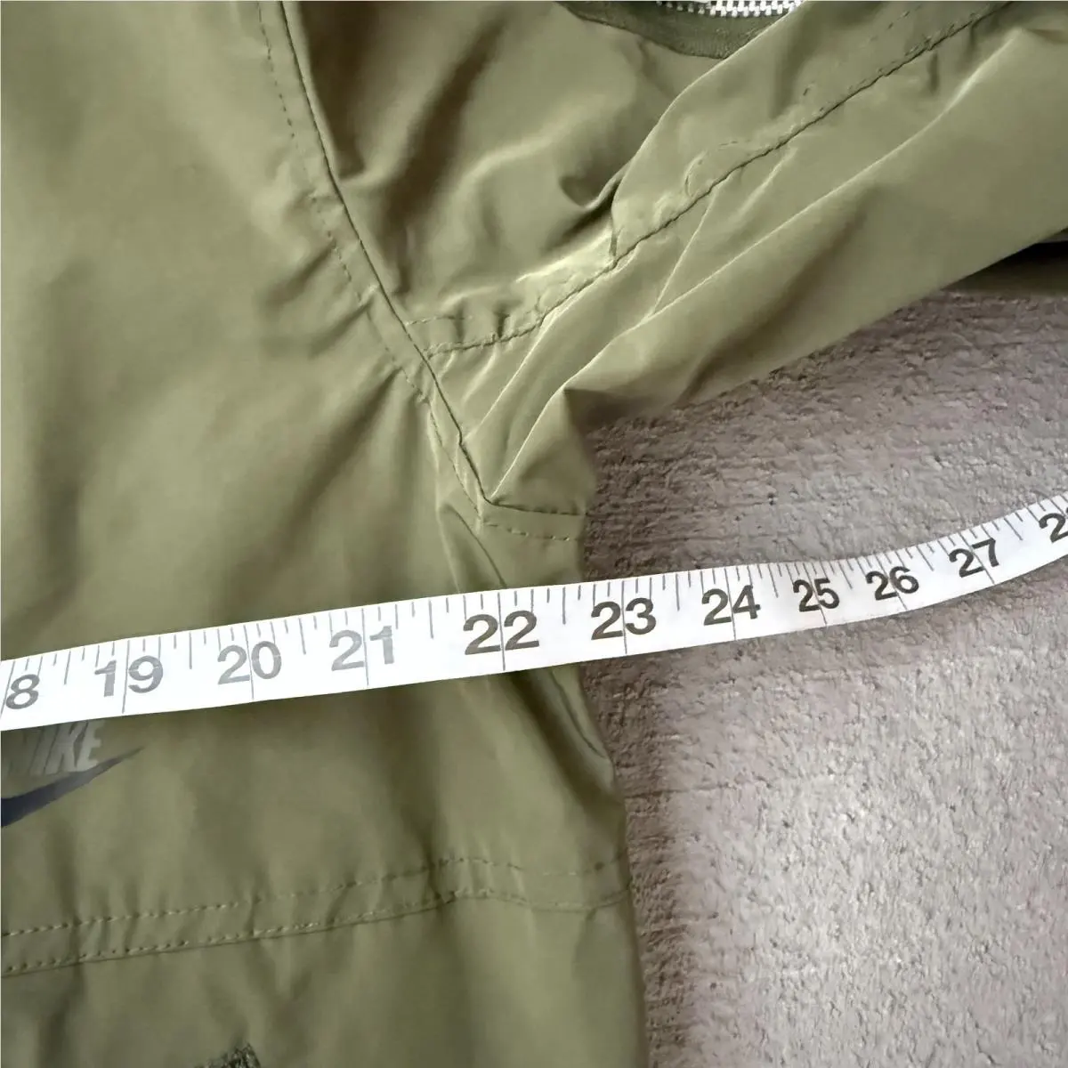 Nike clothing - Green (UPC: 195238965792) 3