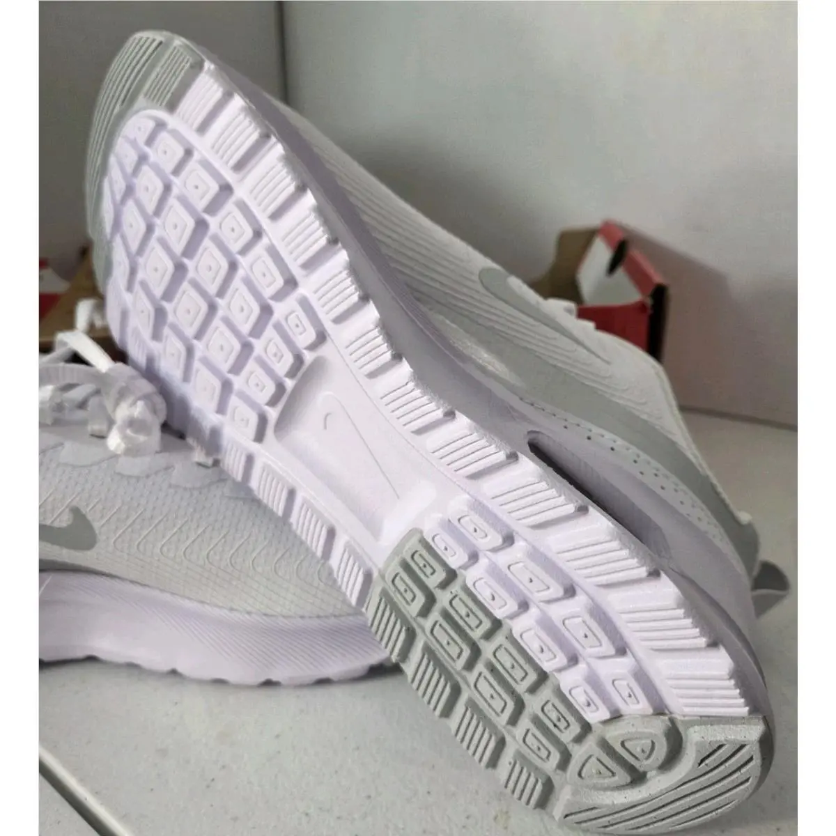 Nike shoes - Nike Air Max Nuaxis - Air Max Nuaxis - White 3