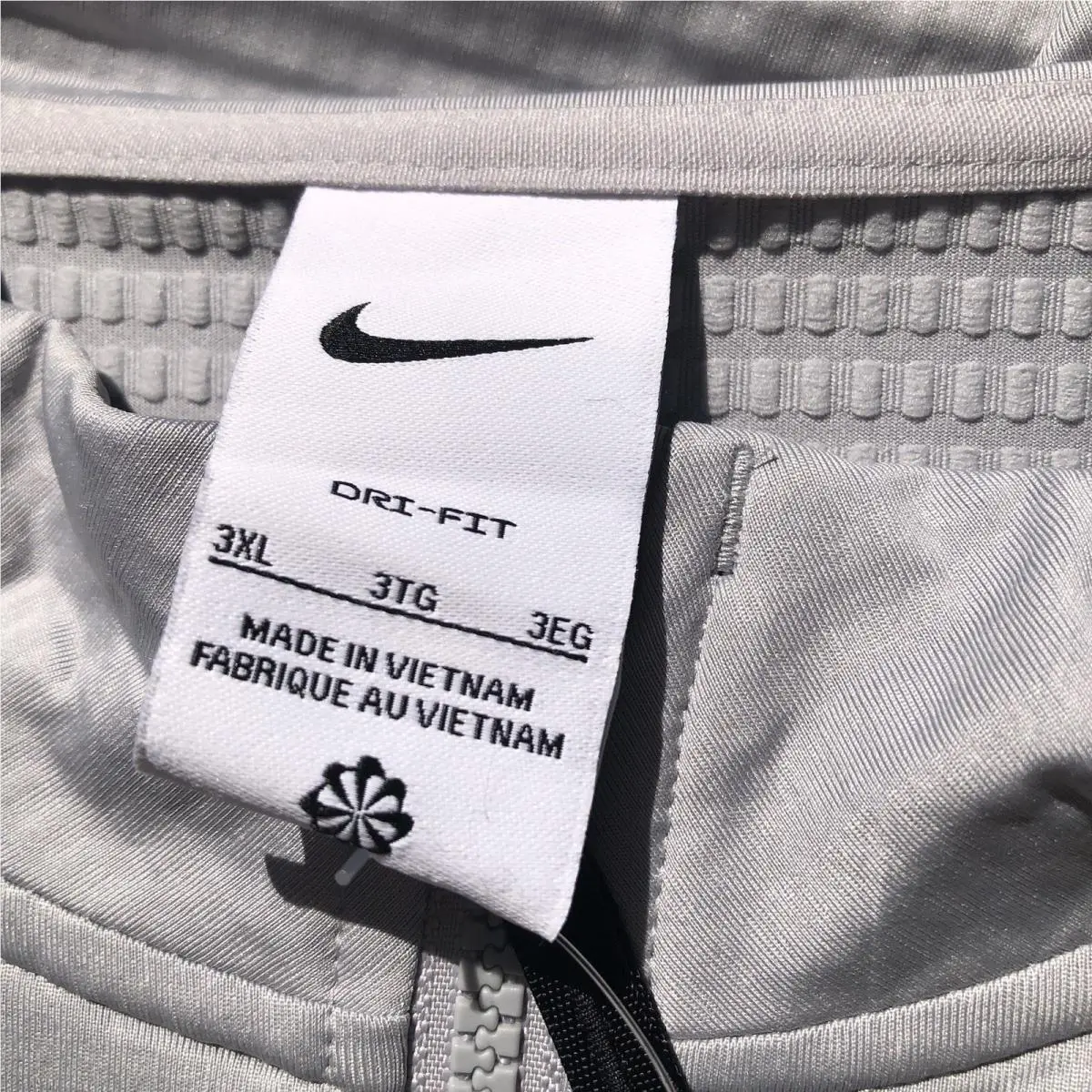 Nike clothing - Nike Dri-FIT 1/4 Zip - Zip - Gray (UPC: 0754057206136) 9