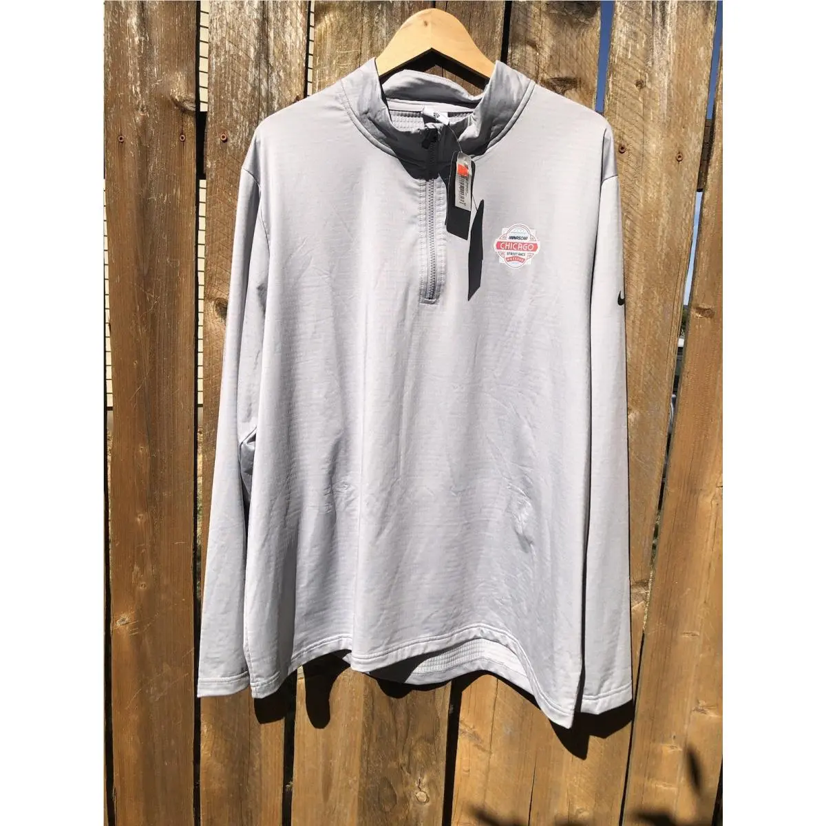 Nike Dri-fit Men`s 3XL Gray 1/4 Zip Mock Neck Long Sleeve Nascar Chicago