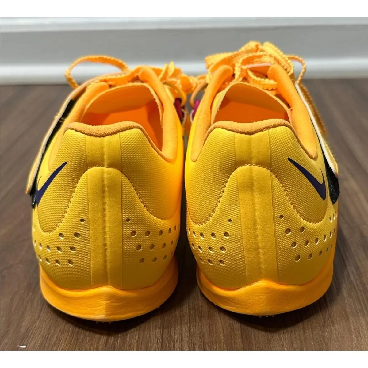 Nike shoes - Yellow 6
