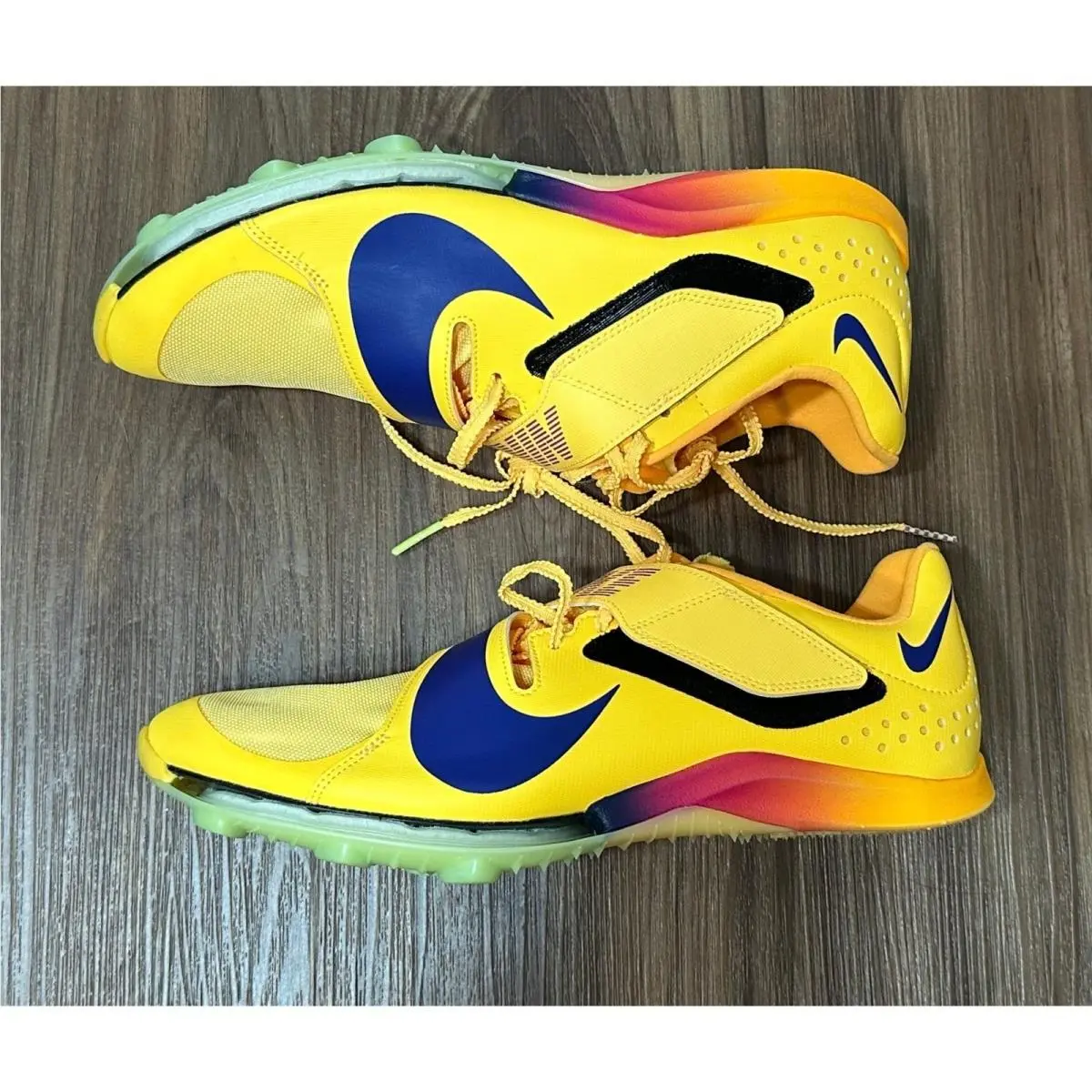 Nike shoes - Yellow 0