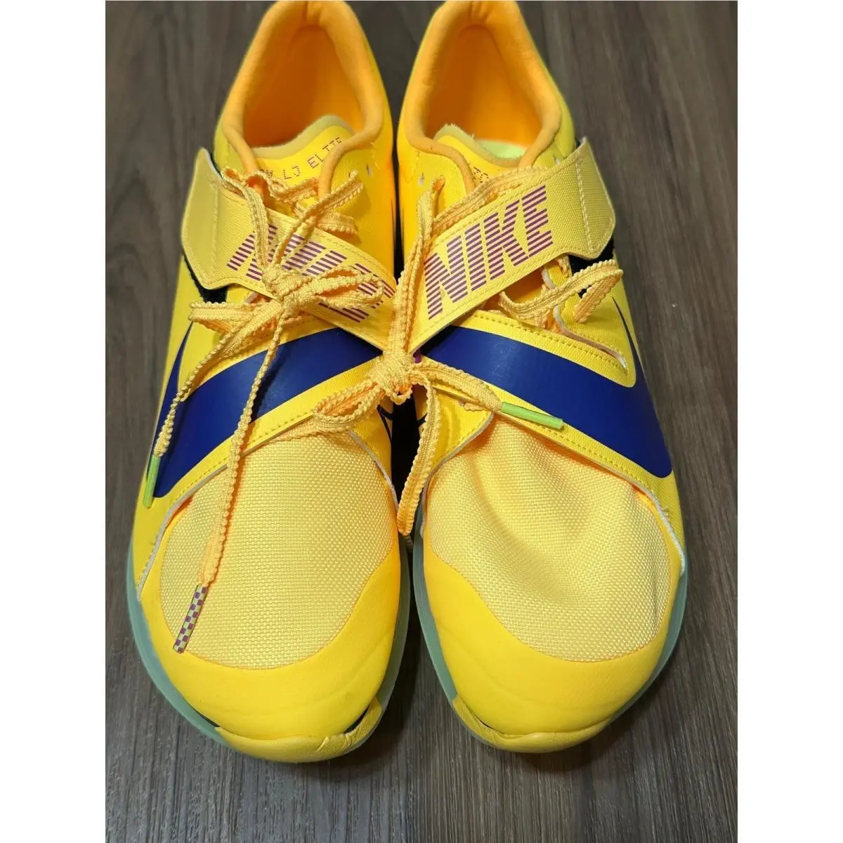 Nike shoes - Yellow 5