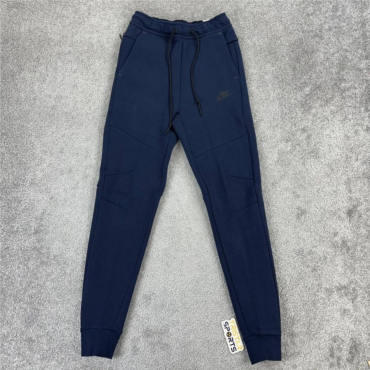 Nike clothing - Blue (UPC: 197602937022) 0