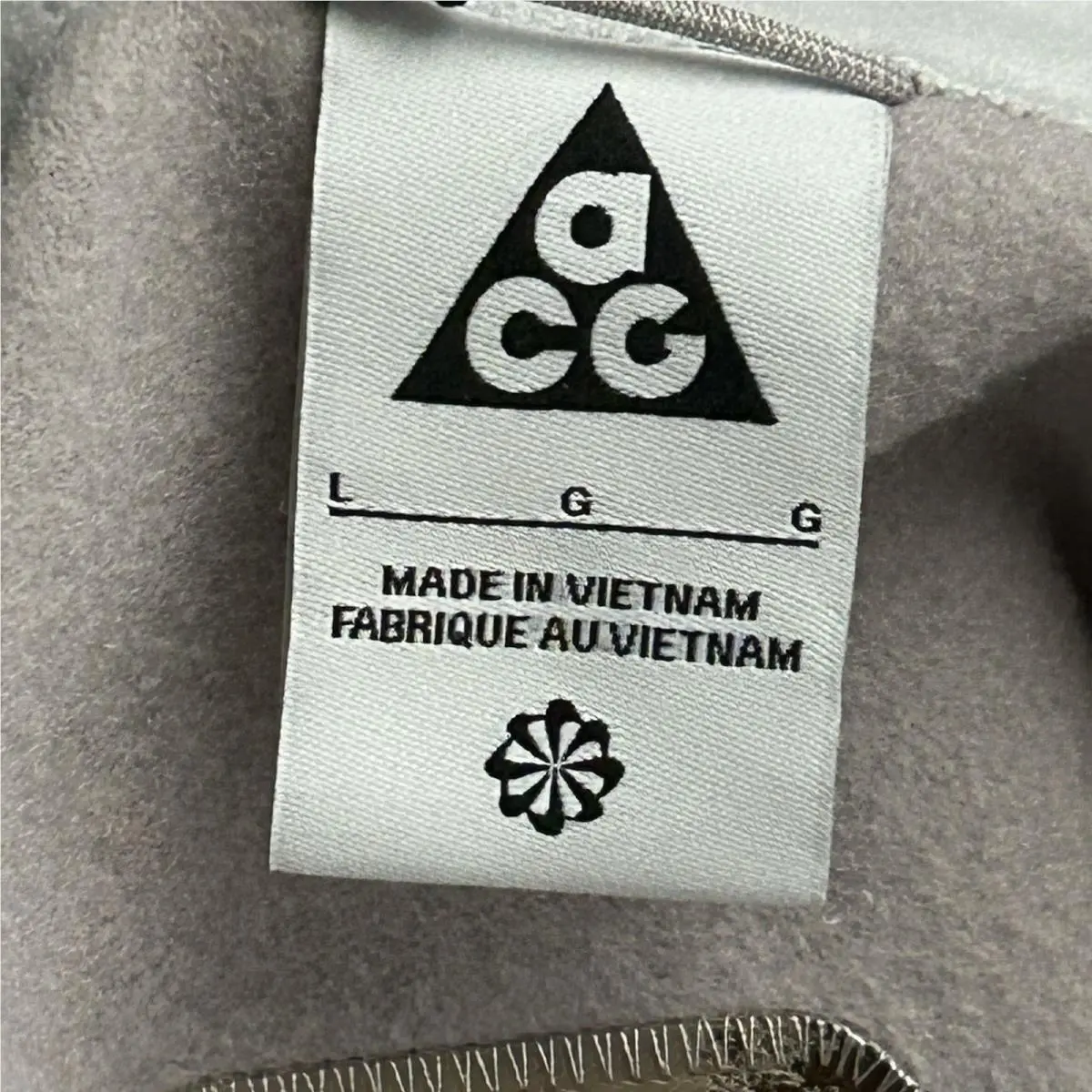 Nike clothing - Nike ACG - ACG - IF0964009 - Gray 3