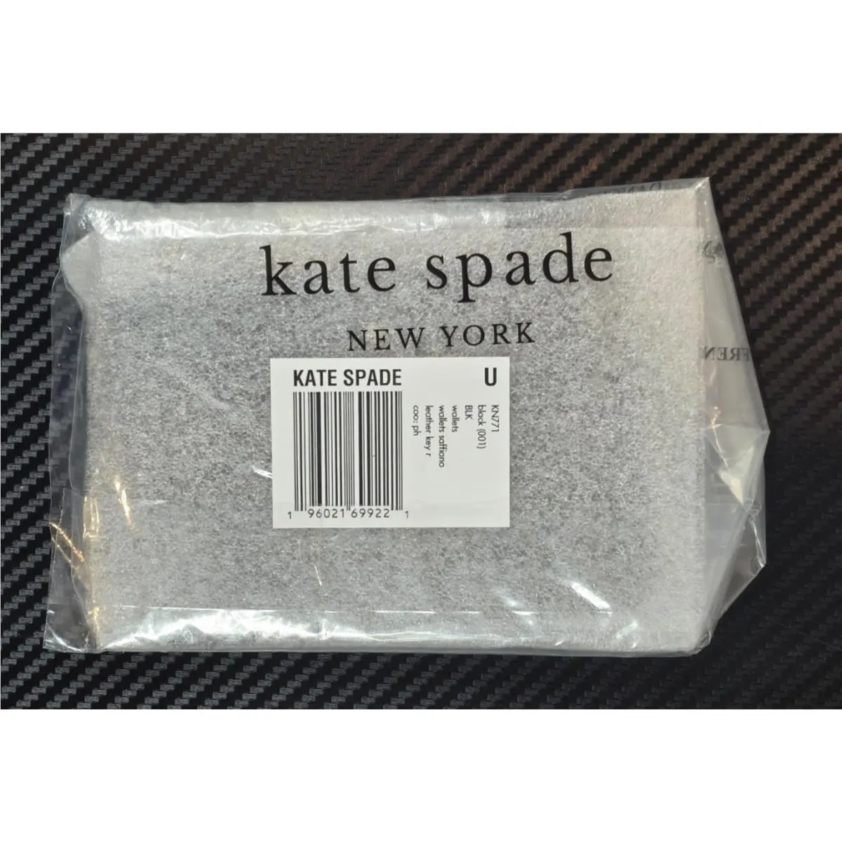 Kate Spade New York Women`s Key Ring Card Holder Saffiano Leather Black KN771
