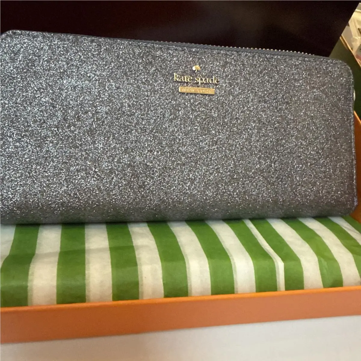 Kate Spade Burgess Court Lindsey Continental Ash Glitter Wallet US1