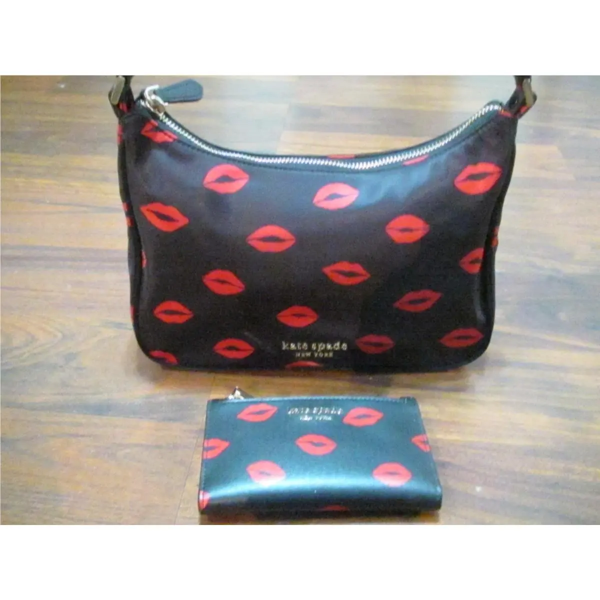 Kate Spade NY Black/red Lip Toss Shoulder Bag with Matching Wallet