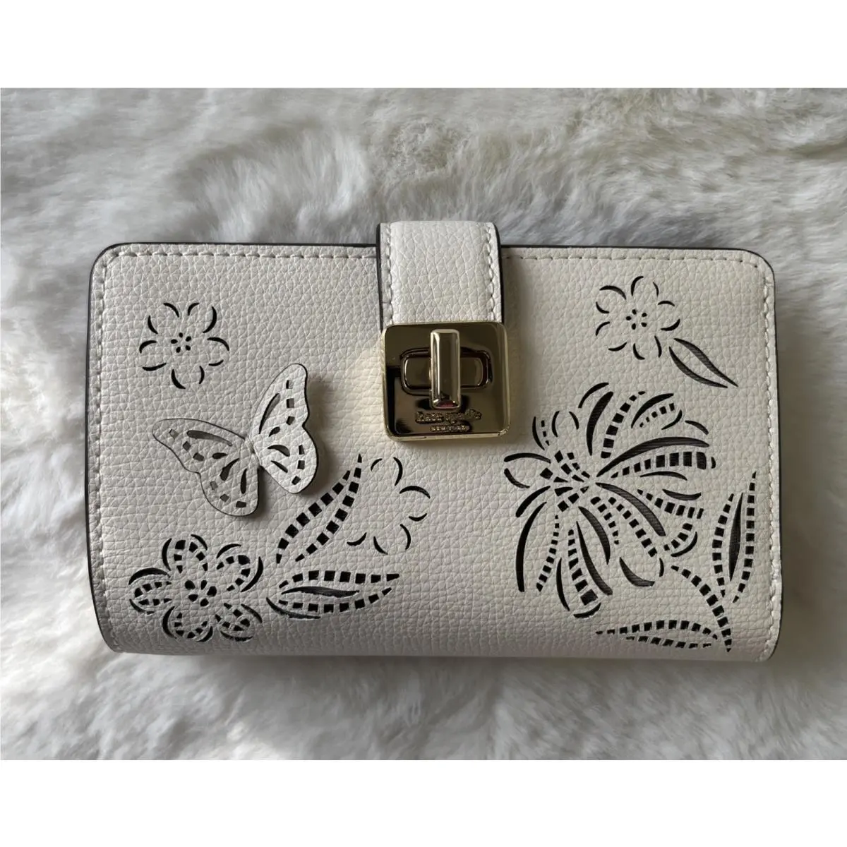 Kate Spade Phoebe Perforated Turnlock Medium Wallet Meringue