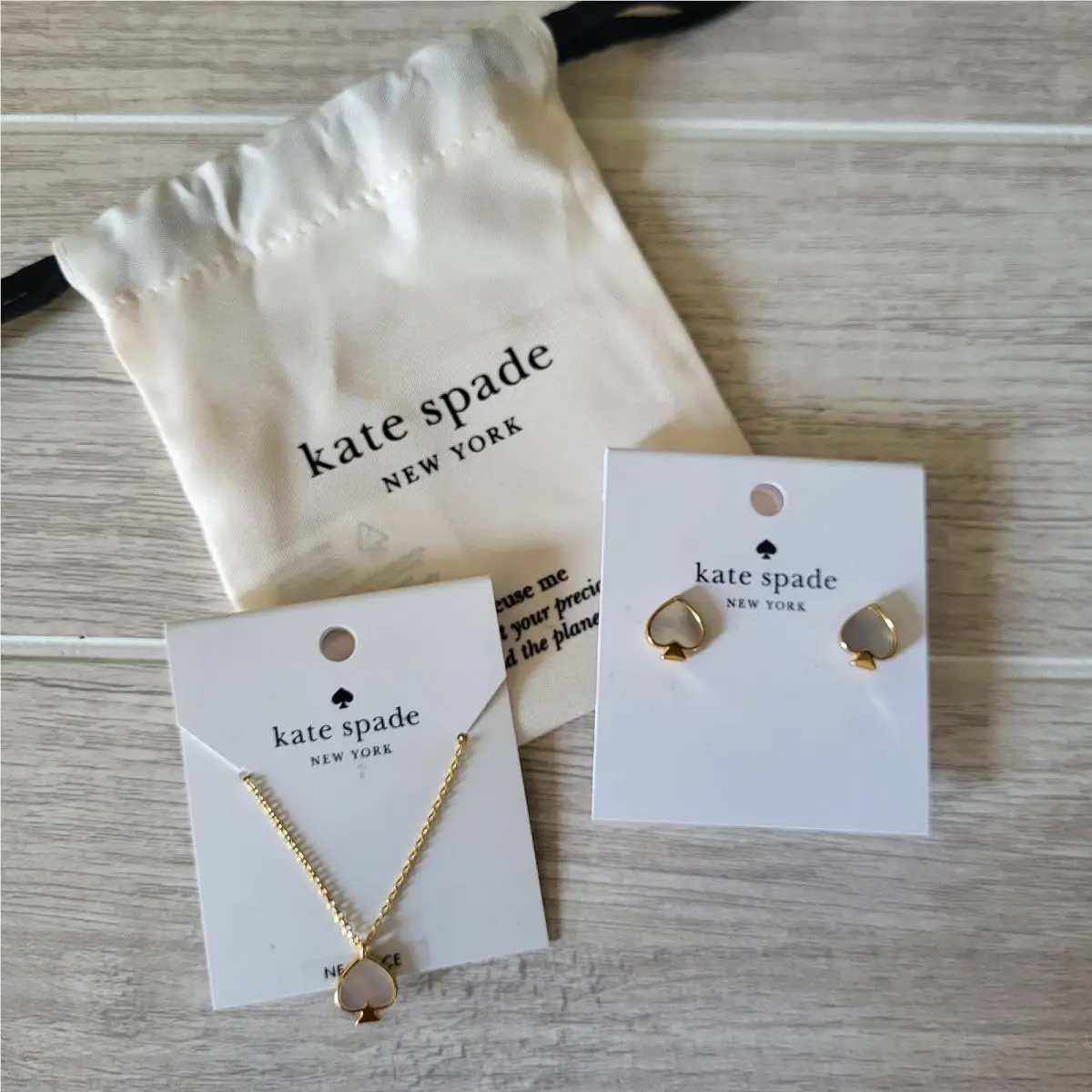 Kate Spade Signature Mother Of Pearl 16 Necklace Stud Earrings Gold