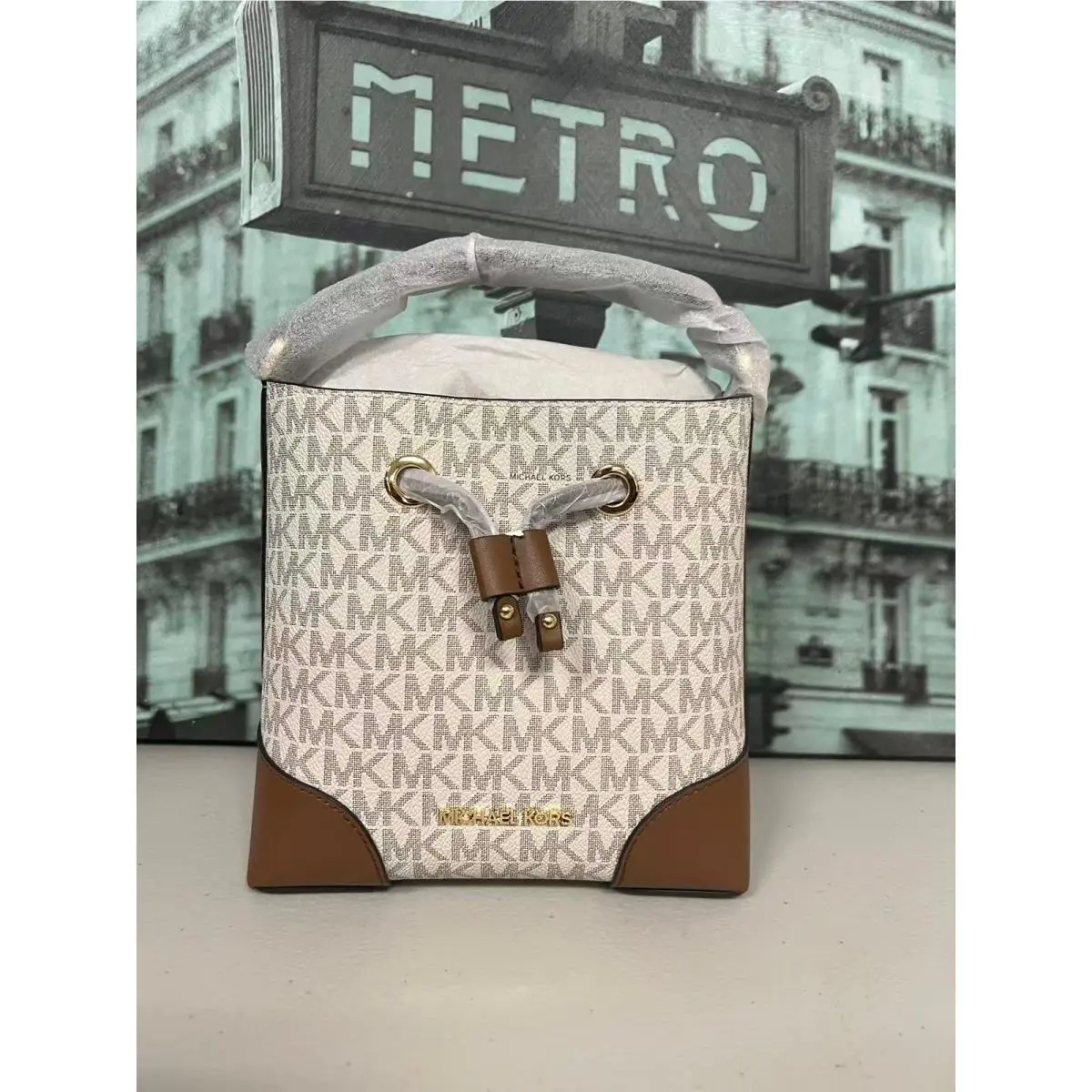 Michael Kors 35F2GM9M1B Vanilla Signature Logo Drawstring Bucket Crossbody Bag