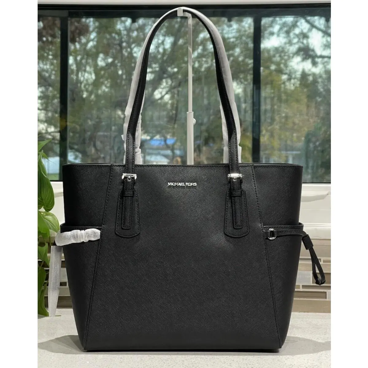 Michael Kors Voyager Large EW Tote Shoulder Bag Laptop MK Black Leather Silver