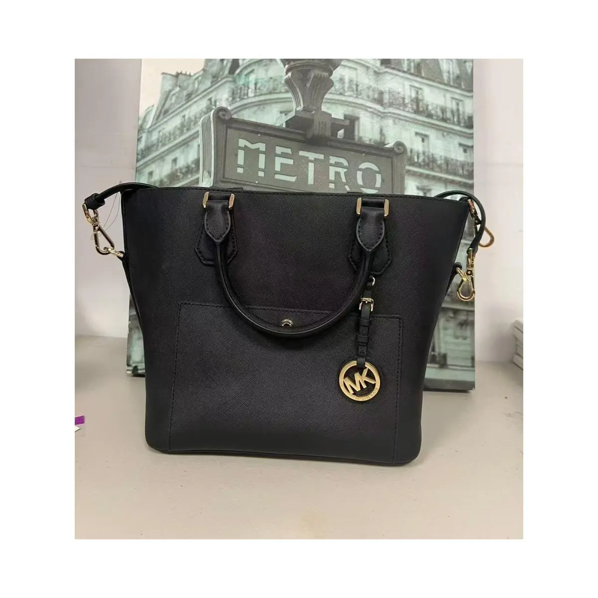 35T7GGRT3L Greenwich Large Leather Grab Bag Black White by Michael Kors