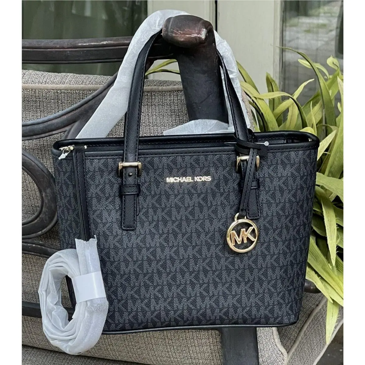 Michael Kors Jet Set Travel XS Zip Crossbody Tote Bag Black Signature Logo Gold