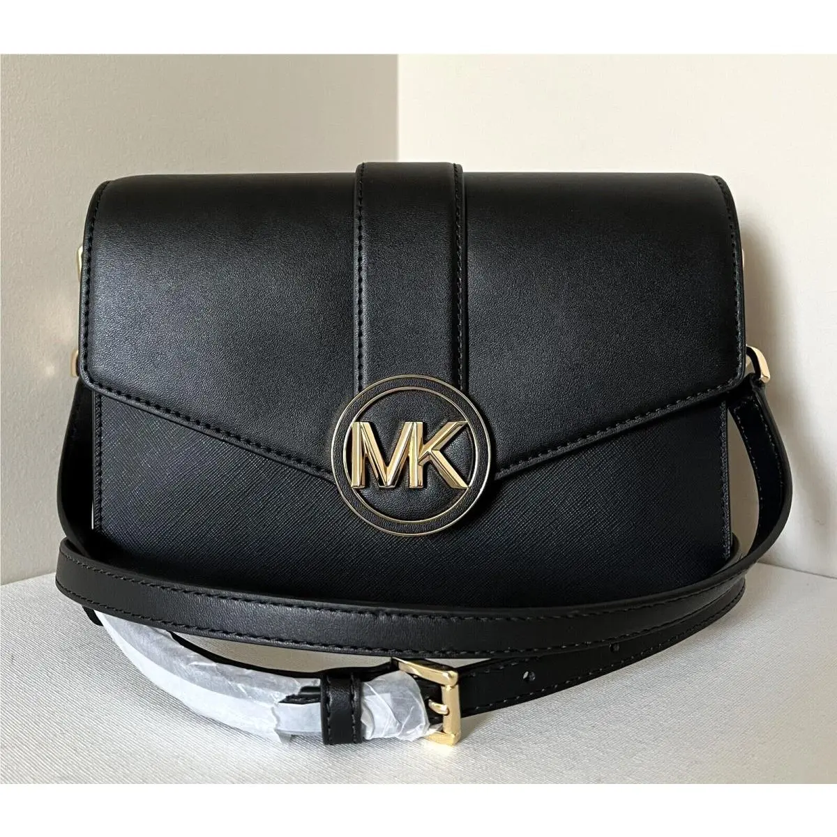 Michael Kors Carmen Medium Convertible Shoulder Bag Black with Dust Bag
