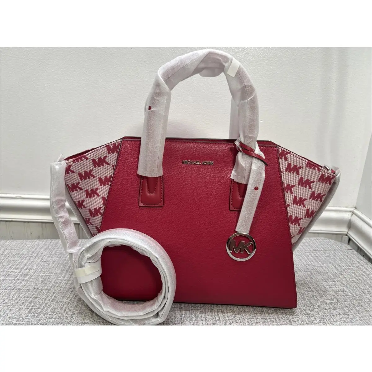 Michael Kors Avril Large Top Zip Satchel Shoulder Crossbody Bag Pink Logo MK