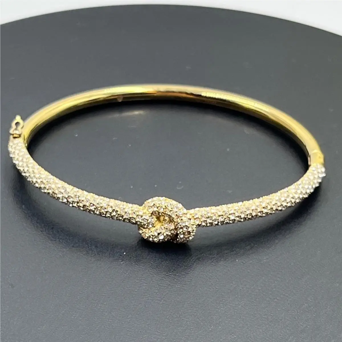 Michael Kors Brilliance Crystal Pavé Knot Hinge Bangle Bracelet ModelMKJ4191710