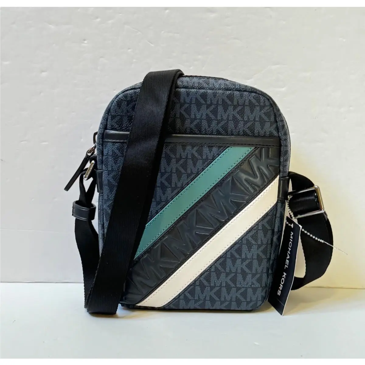 Michael Kors Cooper Small Crossbody Flight Bag MK Navy Multi