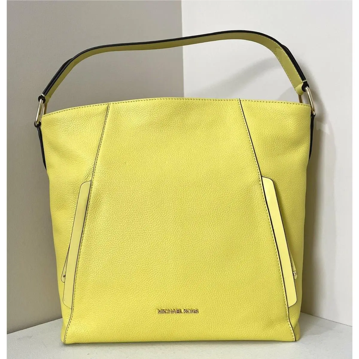 Michael Kors Evie Shoulder Bag Leather Sunshine with Dust Bag