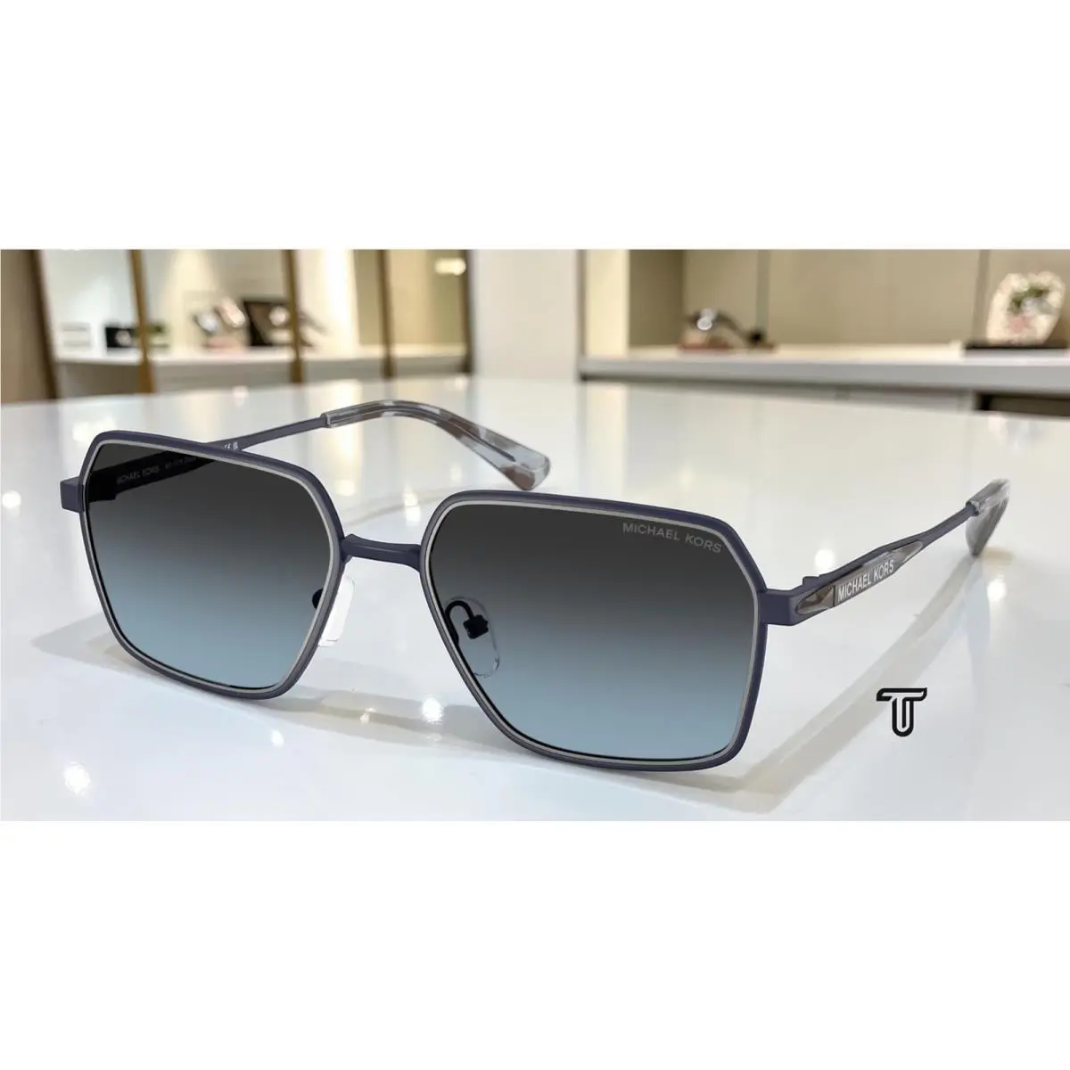Michael Kors MK1176 1207V1 Dana Point Navy Blue Gradient 57 mm Men`s Sunglasses