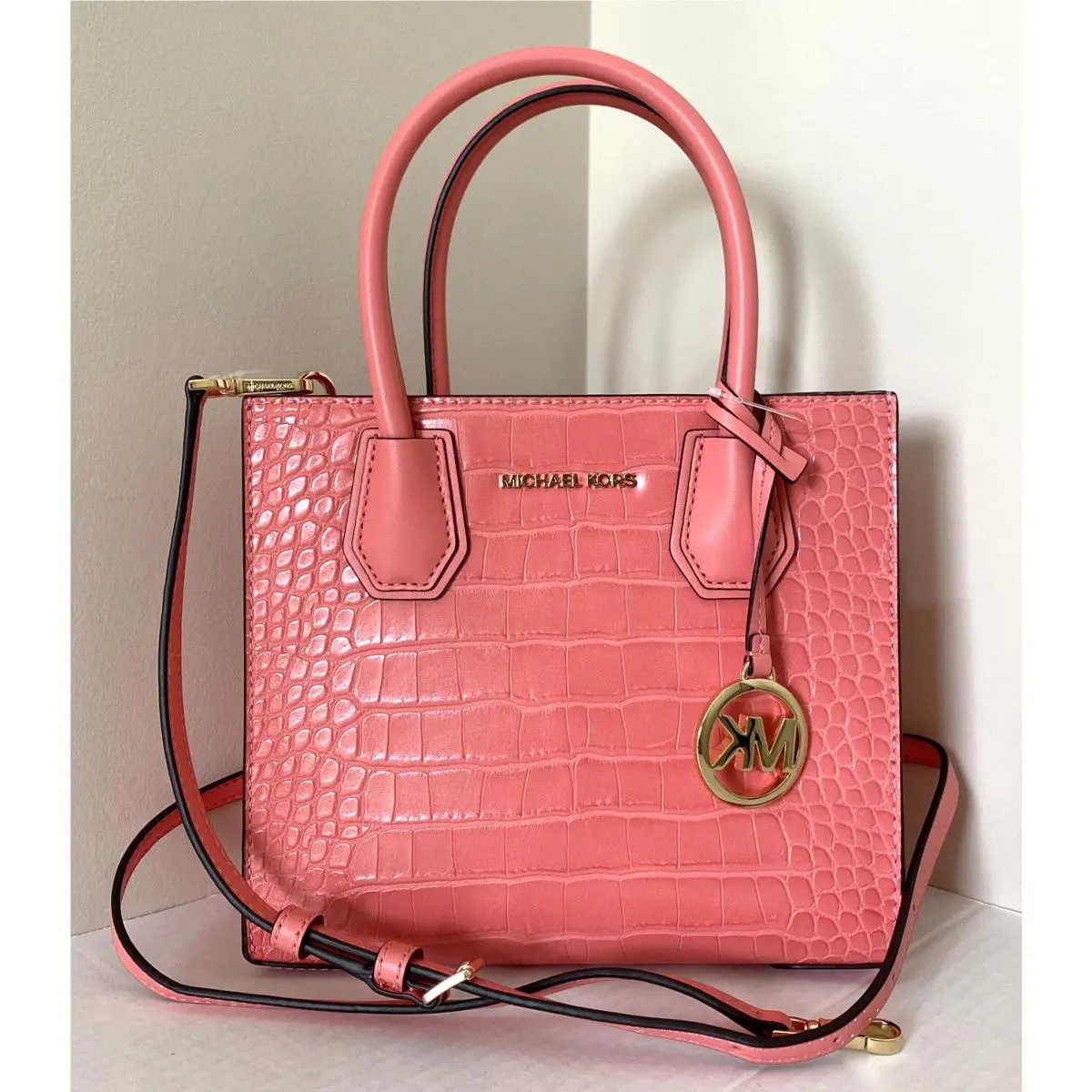 Michael Kors Mercer Medium Messenger Embossed Leather Grapefruit / Dust Bag