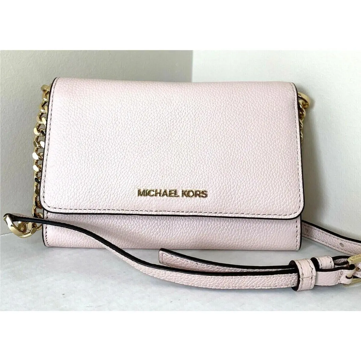 Michael Kors Jet Set Travel Medium Phone Crossbody Leather Powder Blush