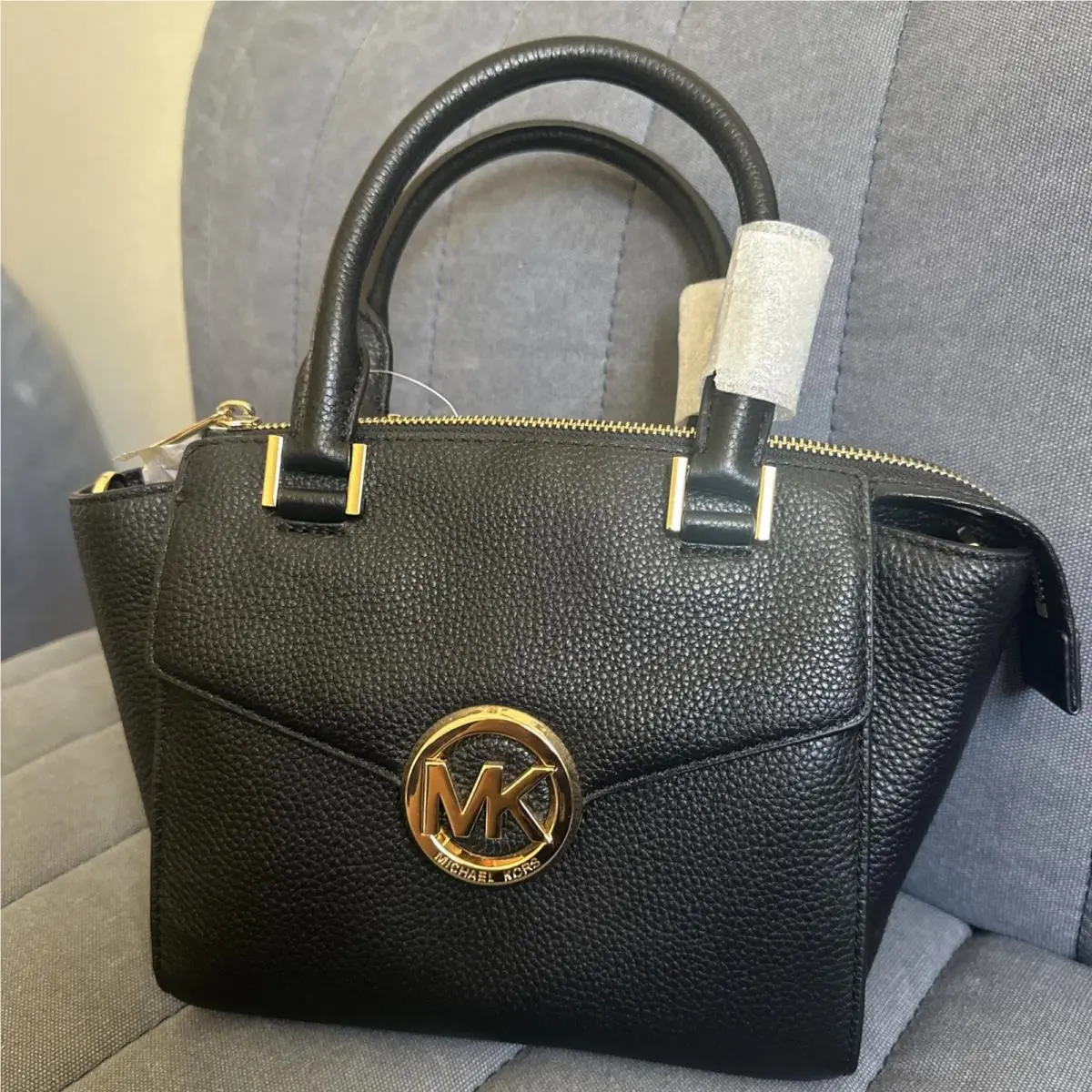 Michael Kors Sm Hudson Black Pebbled Leather Handbag Shoulder Purse