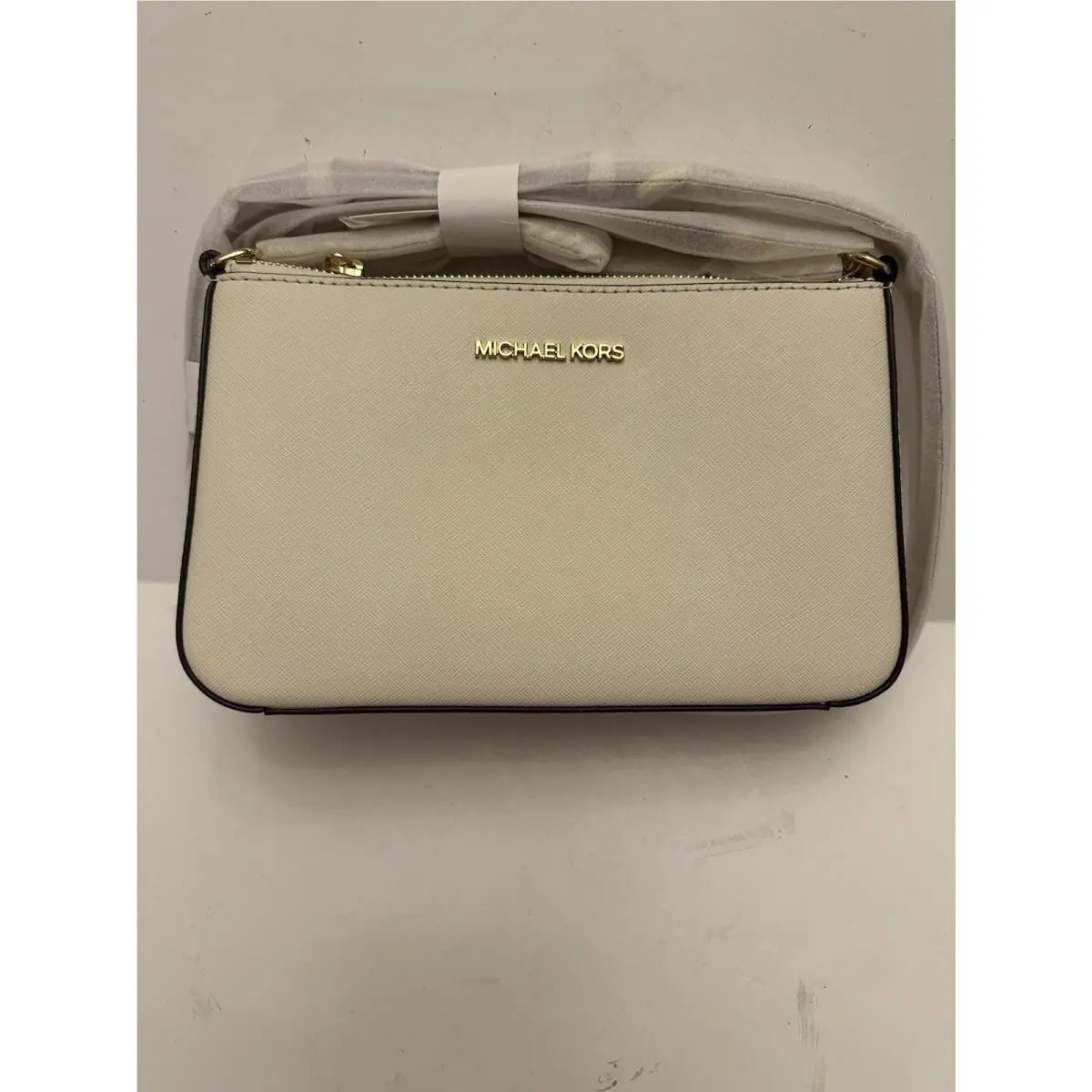 Michael Kors Jet Set Travel Medium Zip Pouchette Crossbody Lt Cream