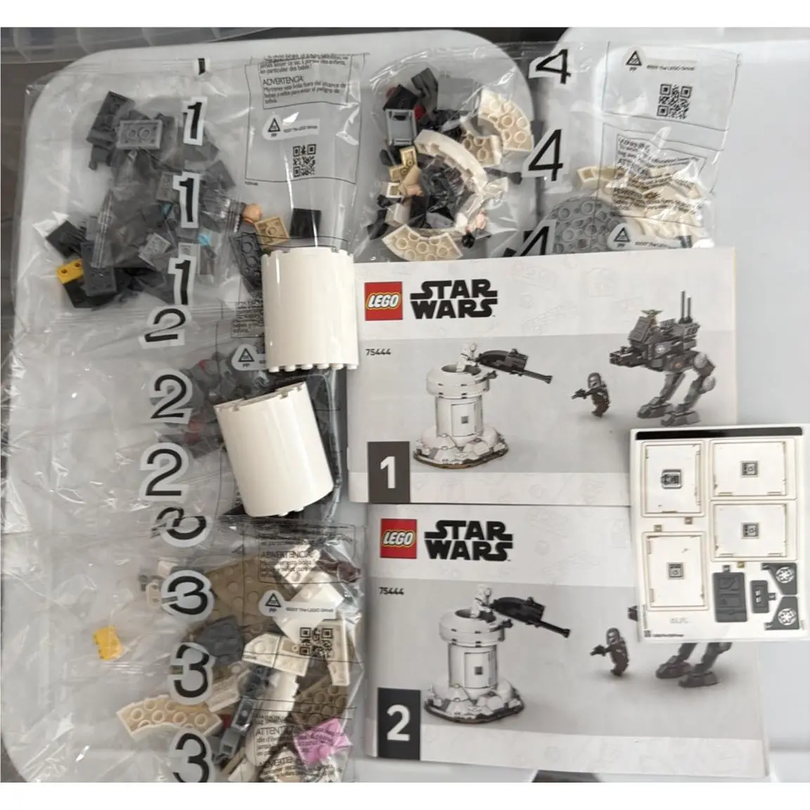 Lego 75444 Star Wars At-rt Attack The Mandalorian Grogu Minifigures NO Box