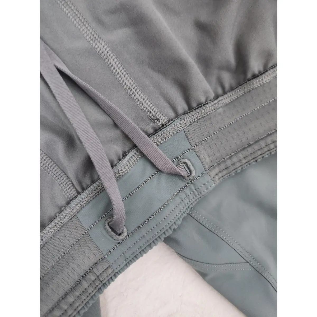 Lululemon clothing - Onyx Grey 4