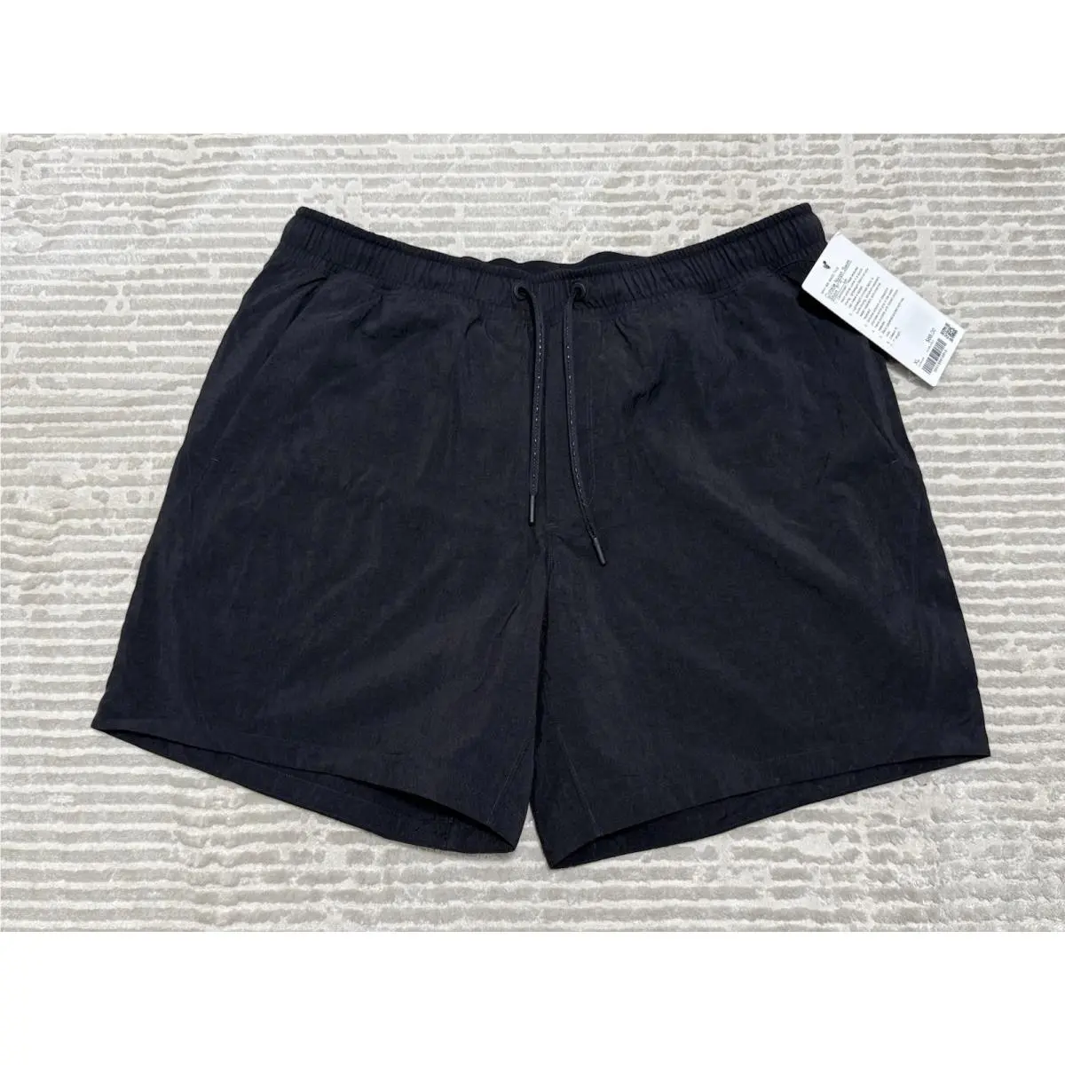 Lululemon Crinkle Nylon Swim Short Pool Trunks Shorts Black 7 Inch - XL