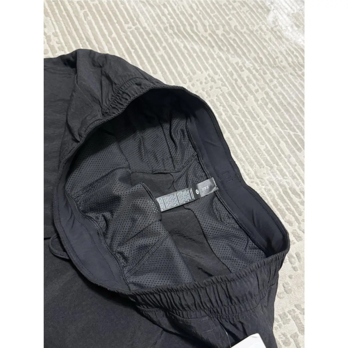Lululemon clothing - Lululemon Crinkle - Crinkle - Black 2