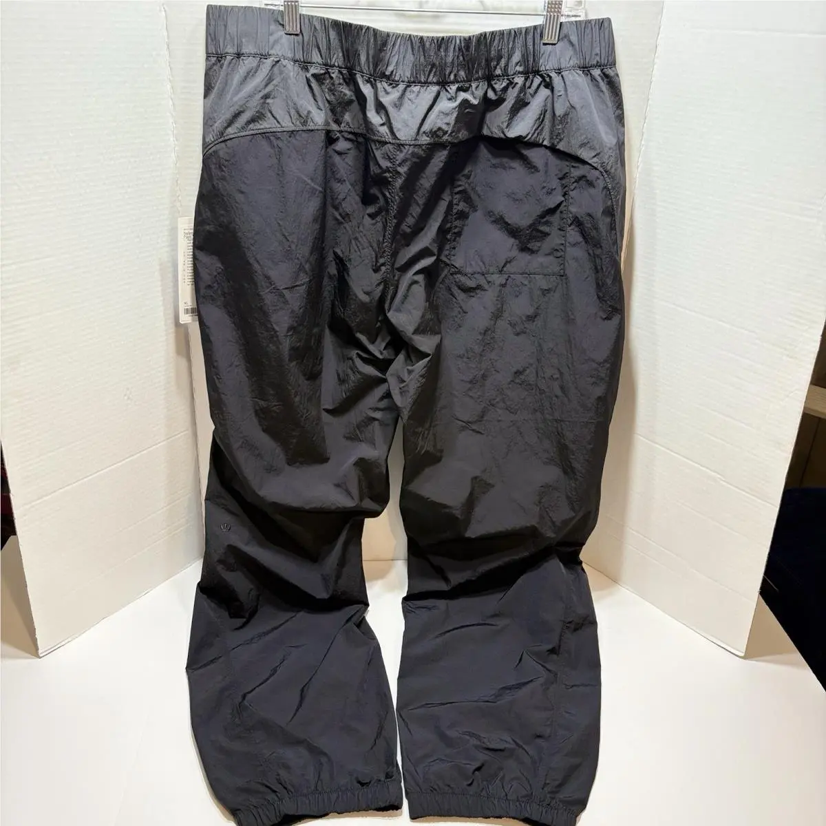 Lululemon clothing - Black/Gray 2