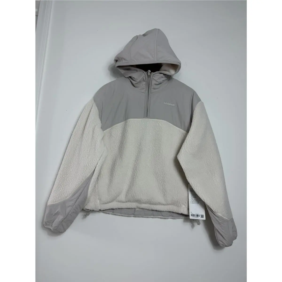 Lululemon clothing - Cream Gray 4