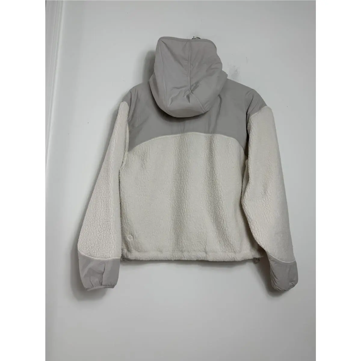Lululemon clothing - Cream Gray 5