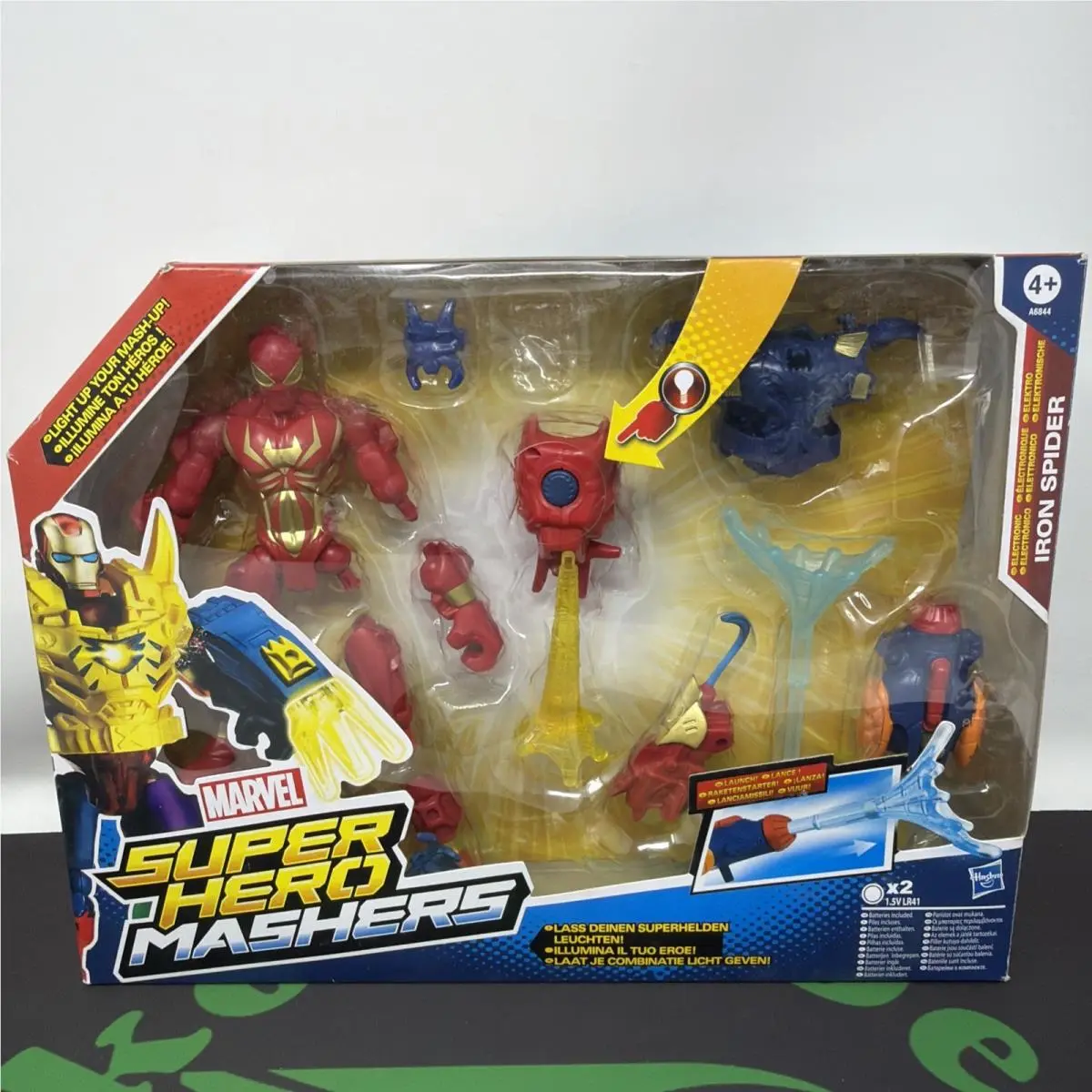 Marvel Super Hero Mashers Electronic Iron Spider Man with Accessories 2014