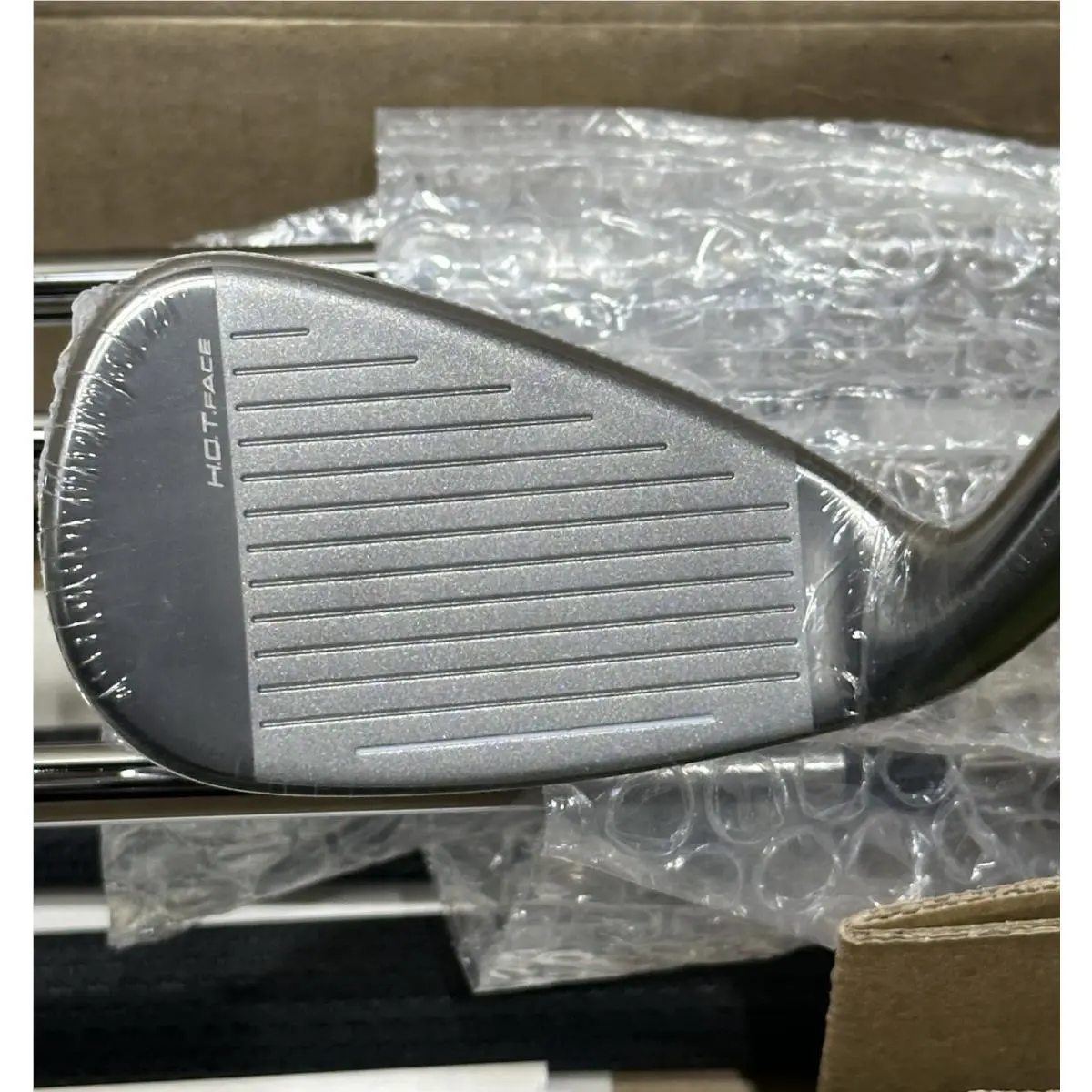 Cobra  - DS Adapt MAX - Adapt MAX - Chrome, Lie Angle: Black 1