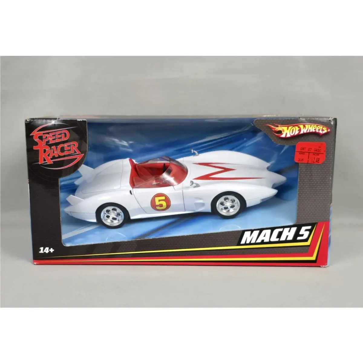 New/sealed Rare Hot Wheels Speed Racer Mach 5 1:24 Scale Diecast - M5978